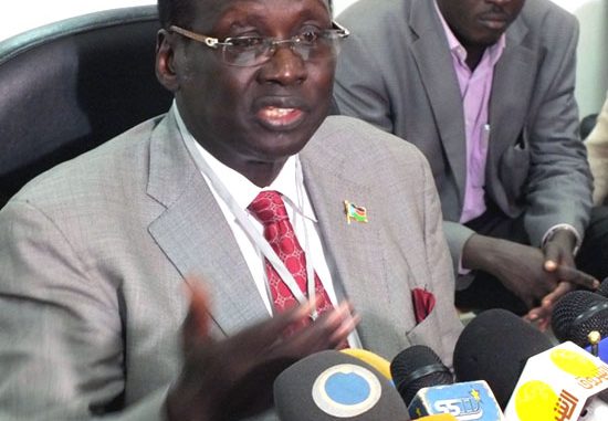 Dr. Barnaba Marial Benjamin speaking to the press in Juba [©Gurtong/ Waakhe Wudu]